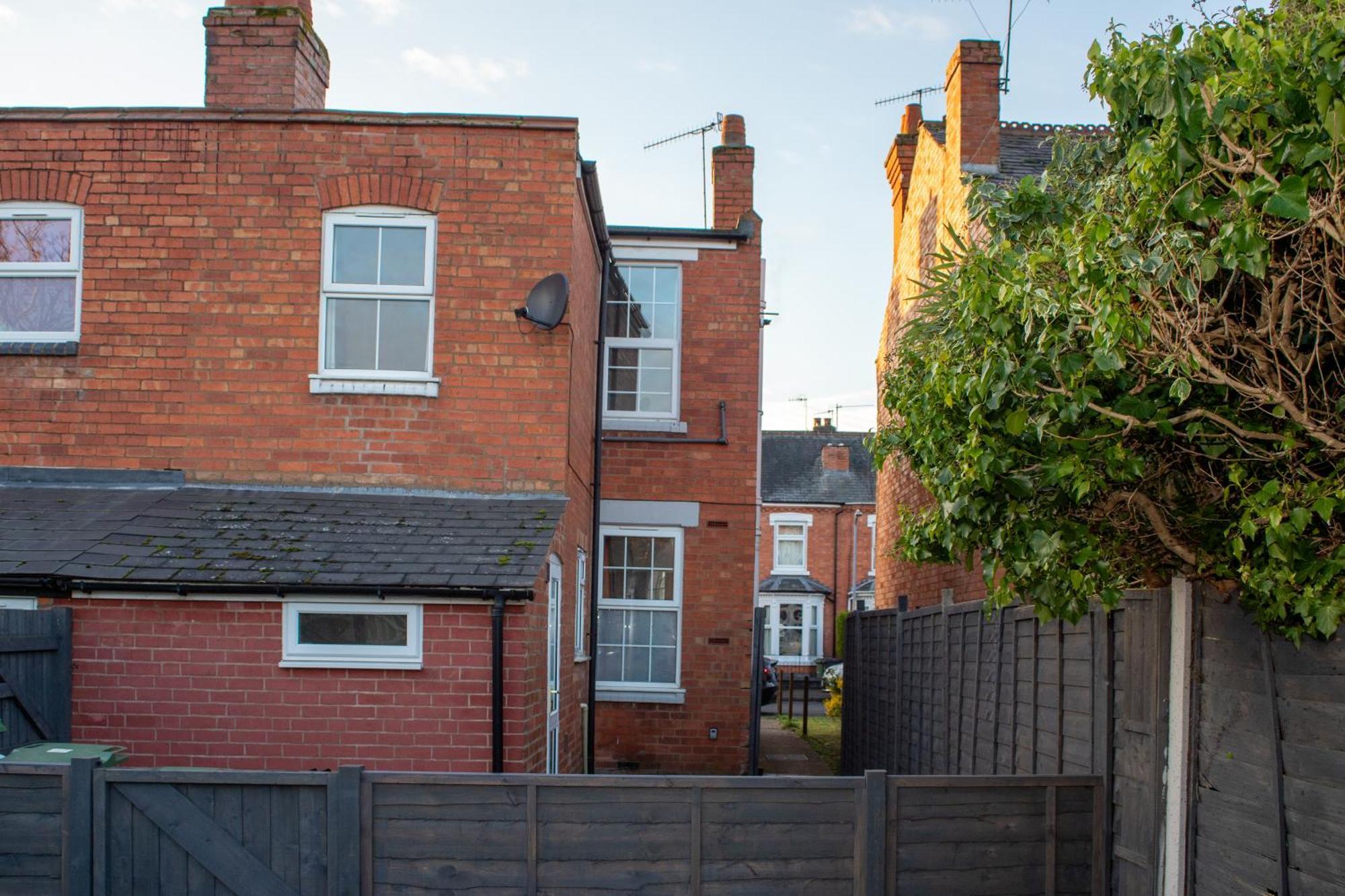 Charming Spacious Victorian House Worcester Exterior photo